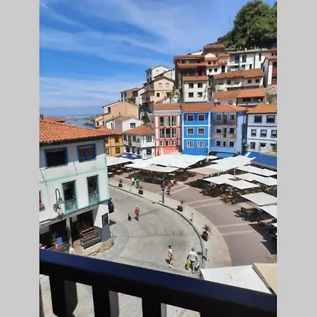 El Cuquiellu Centro * Cudillero